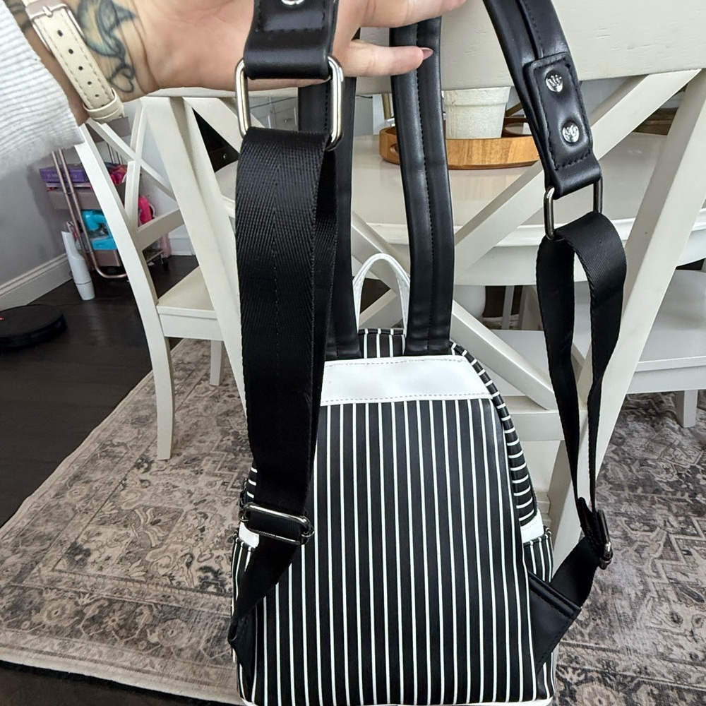 Loungefly Jack Skellington Backpack NWOT - Picture 5 of 5